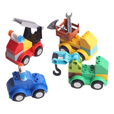 大颗粒积木拼装玩具工程车