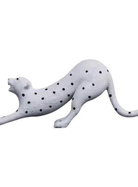 现代轻奢售楼处样板间黑白树脂波点豹子摆件客厅桌面酒店家装饰品