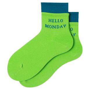HELLO MONDAY白色袜子女中筒无骨缝头字母假叠穿街头运动滑板袜潮