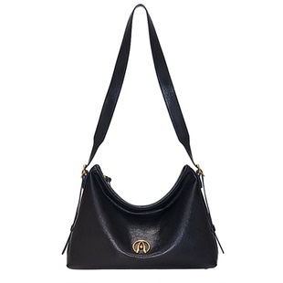 暇步士女包2026新款植鞣羊皮hobo包大容量腋下单肩斜挎包女通勤包