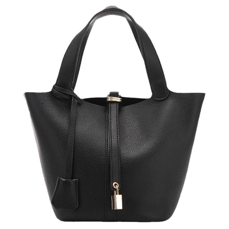 红蜻蜓水桶包女士新款简约大容量斜跨单肩包气质大气高级妈妈包包