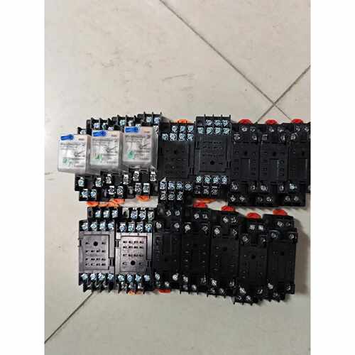 【议价】全新继电器出型号DRM270024LT带底座3套