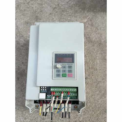 议价富凌变频器DZB280B007.5L4DK7.5KW3维修