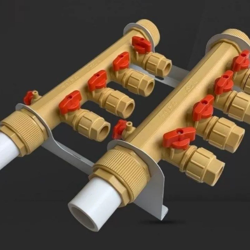 现货新型地暖分水器大口径一体铜球家装分水器支架PPR塑料分水器