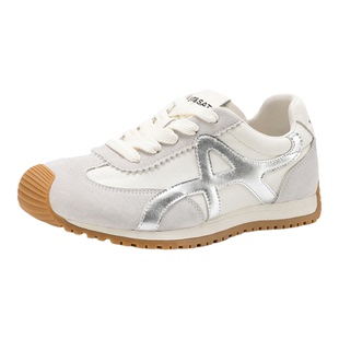 星期六时尚厚底德训鞋女鞋2026春季新款真皮软底通勤阿甘鞋休闲鞋