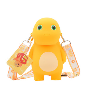 可爱卡通儿童包包2025新款男童宝宝奶龙小挎包女孩外出配饰斜挎包