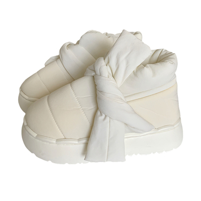 细细条简约绑带时尚休闲雪地靴