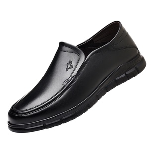 啄木鸟冬季皮鞋男款休闲加绒保暖棉鞋防滑软底软皮中老年爸爸鞋子