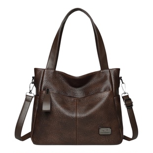 袋鼠真皮女包手提包斜挎包包女士2025新款冬大包单肩妈妈包棕色包