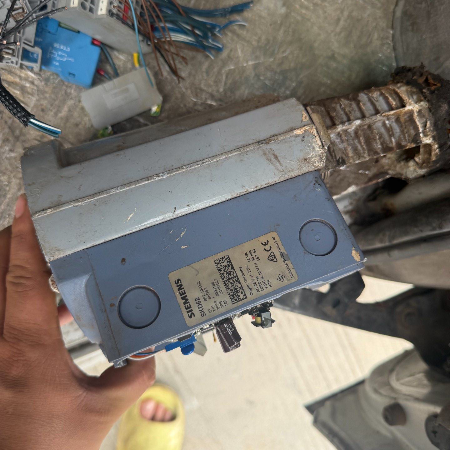 议价SIEMENS西门子电动执行器SKD62有需要联系，实物拍摄