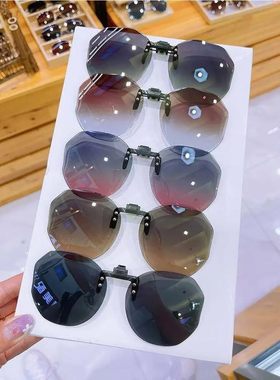 偏光墨镜夹片女款可套近视镜防紫外线近视眼镜超轻可上翻太阳镜男