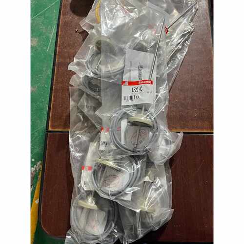 在线议价全新smartio LF20-C温度传感器，实物拍摄，一条的