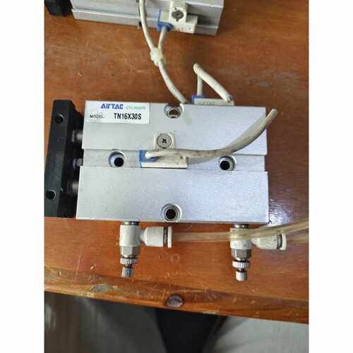 议价亚德客AIRTAC气缸型号TN16X30S两个维修