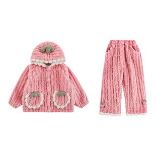 幼悠女童草莓玩偶家居服套装冬季俏皮可爱撞色毛球保暖睡衣两件套