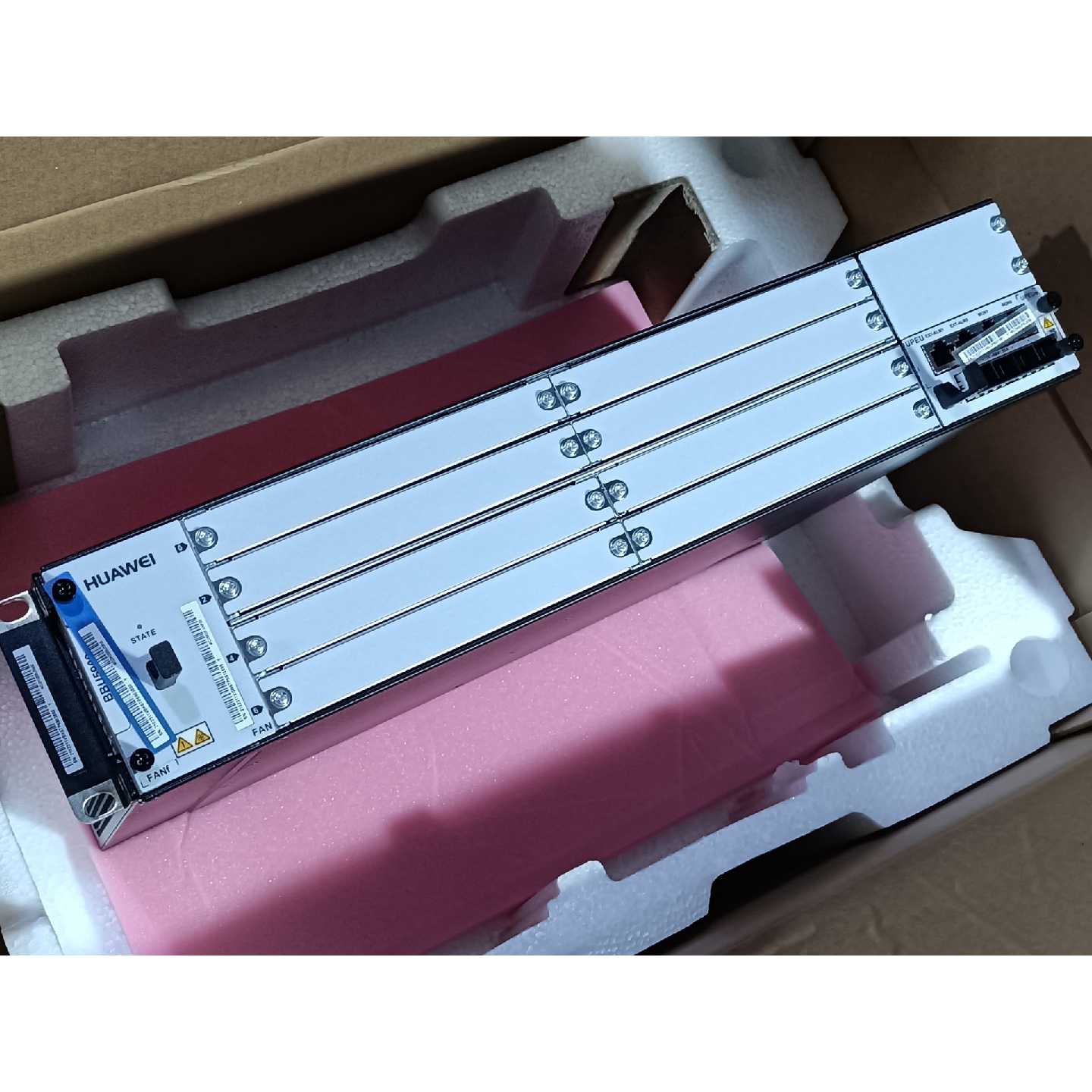 全新原装正品 HUAWEI/华为 BBU5900 传输机