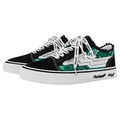 名创优品运动滑板鞋流苏闪电鞋