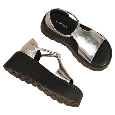 Daphne新款时尚百搭厚底凉鞋