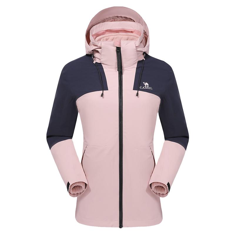 骆驼童话粉冲锋衣女三合一可拆卸防风防水户外登山服拼色旅游外套