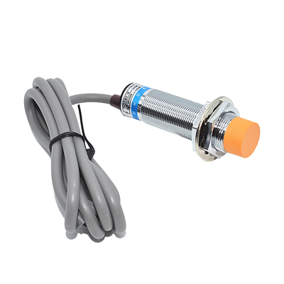 接近开关传感器三线24v二线常开