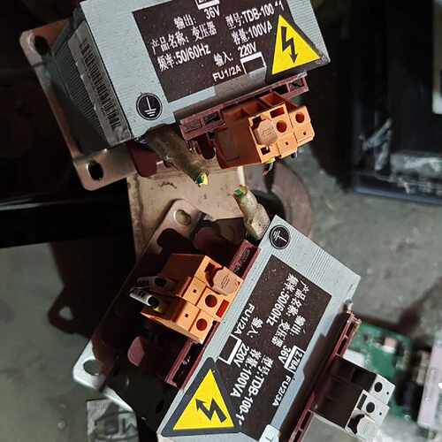 溢价-TDB-100-11变压器，成色如图
