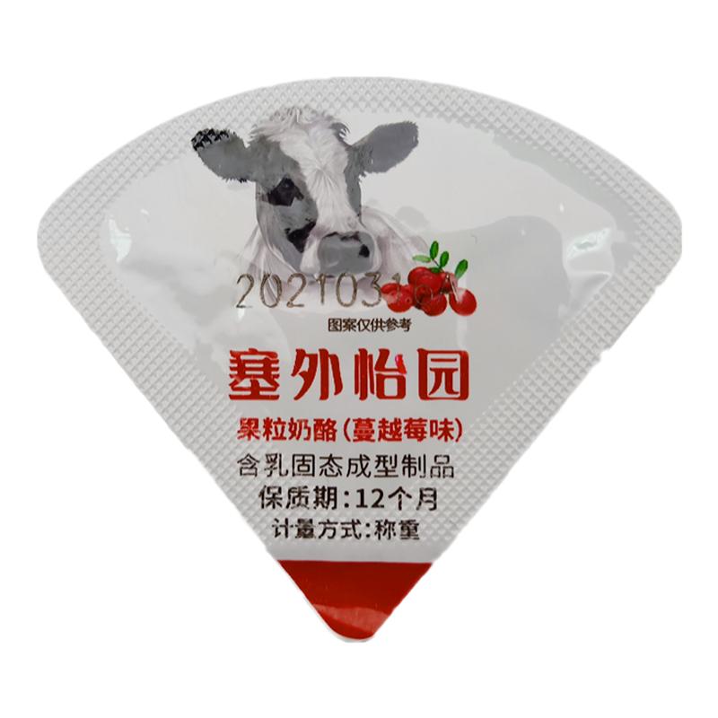 塞外怡园三角果粒奶酪酥软微甜