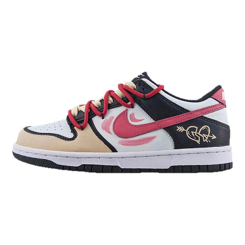 Nike耐克定制球鞋全新正品
