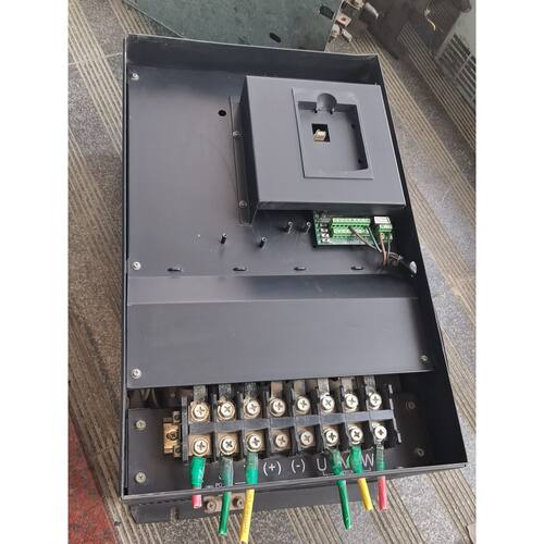 询价-变频器SUNYE日立变频器型号CM530B4T045G可维修