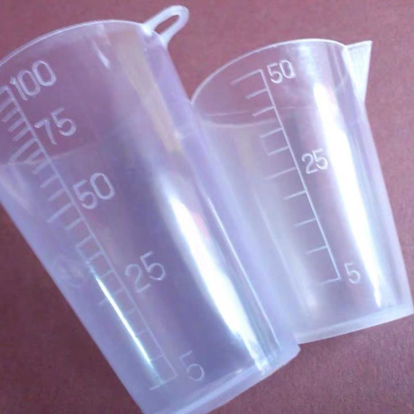 整件包邮农用量杯打药50毫升100毫升量杯小号塑料兑药量杯量药杯