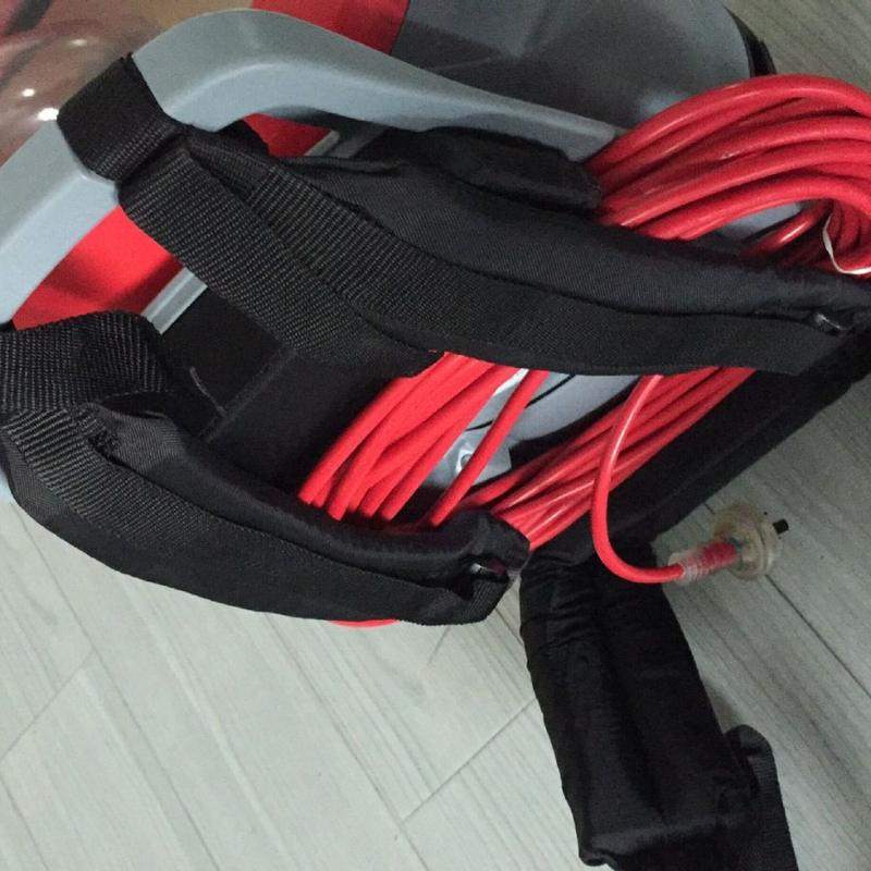 热销A5便携式背负式吸尘器是一款方便清洁狭小空间的肩背式吸尘器,生活电器,随手吸/便携吸尘器,淘宝优惠券,粉丝福利购,淘宝优惠卷