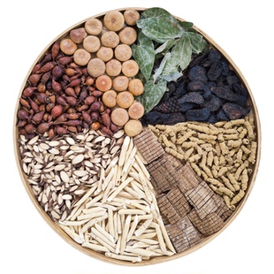 金樱子野生泡酒中药材牛大力风流果千斤拔杜仲巴戟天男性肾英雄酒