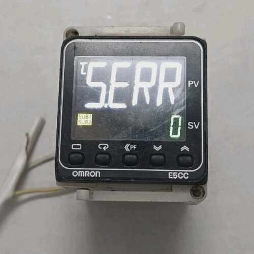 A LOT OF 2 PCS OMRON E5CC-RX2ASM-800 DIGITAL TEMPERATURE CON