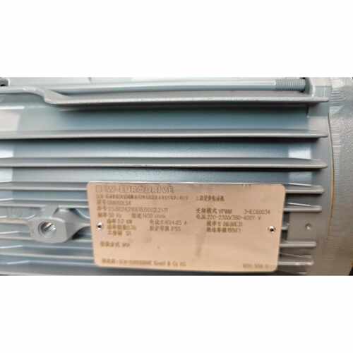 议价SEW减速机SA67DRN100LS4新的有点小划伤维修