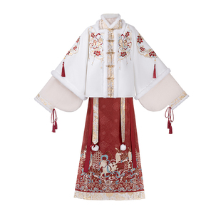 明制冬装汉服新年女款原创福马临门中国风方领上袄马面裙日常套装