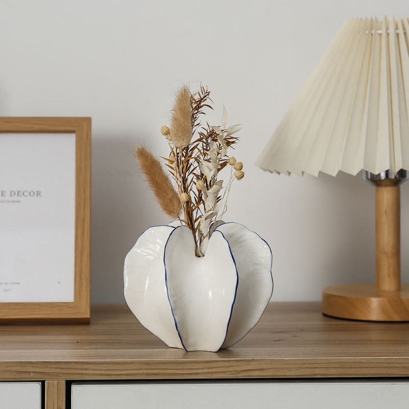 杨桃陶瓷花瓶摆件ins轻民宿供厂新玄关装饰品客厅乔迁奢酒店礼物