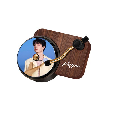 王一博唱片机替换装香片车载摆件