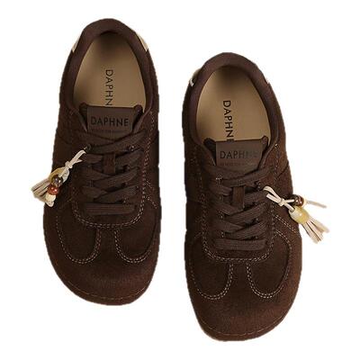 达芙妮2026春季新款小挂饰德训鞋