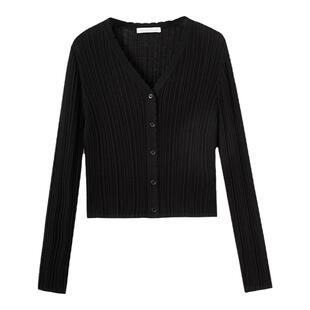 水云间黑色v领毛针织开衫女秋季新款2025显瘦长袖外搭短款小外套