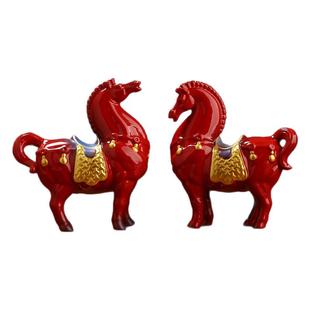 东方泥土中国红陶瓷红色战马摆件创意家居客厅办公室招财桌面装饰