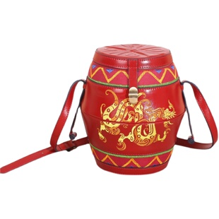 收藏品！鼓韵—龙腾盛世.威震八方！瑶绣意大利植鞣牛皮~女包摆件