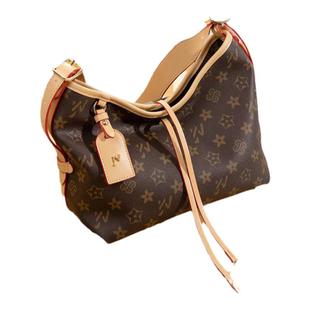 优草坊包包女2025新款机场包购物袋复古托特包网红爆款单肩斜挎包