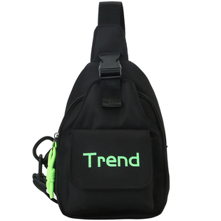 儿童包包胸包休闲百搭小男孩背包夏季新款韩系潮流宝宝男童零钱包