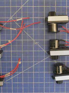 15A11B10(批量6)/CUNTER,型号15多色,3-数字,999 MAX CT / VISHAY