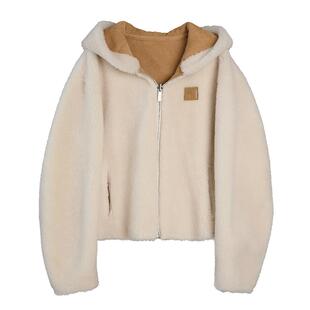 ELLE法式皮毛一体绵羊毛连帽短外套女2025冬季新款宽松羊羔毛上衣