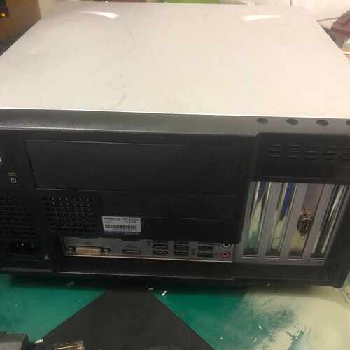 询研华工控机六代中型主机，CPU:I5-6500，内存DDR4