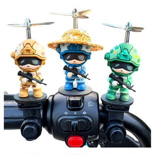 Q版特种兵军人汽车载摆件电动车自行车摩托头盔装饰品部队小公仔