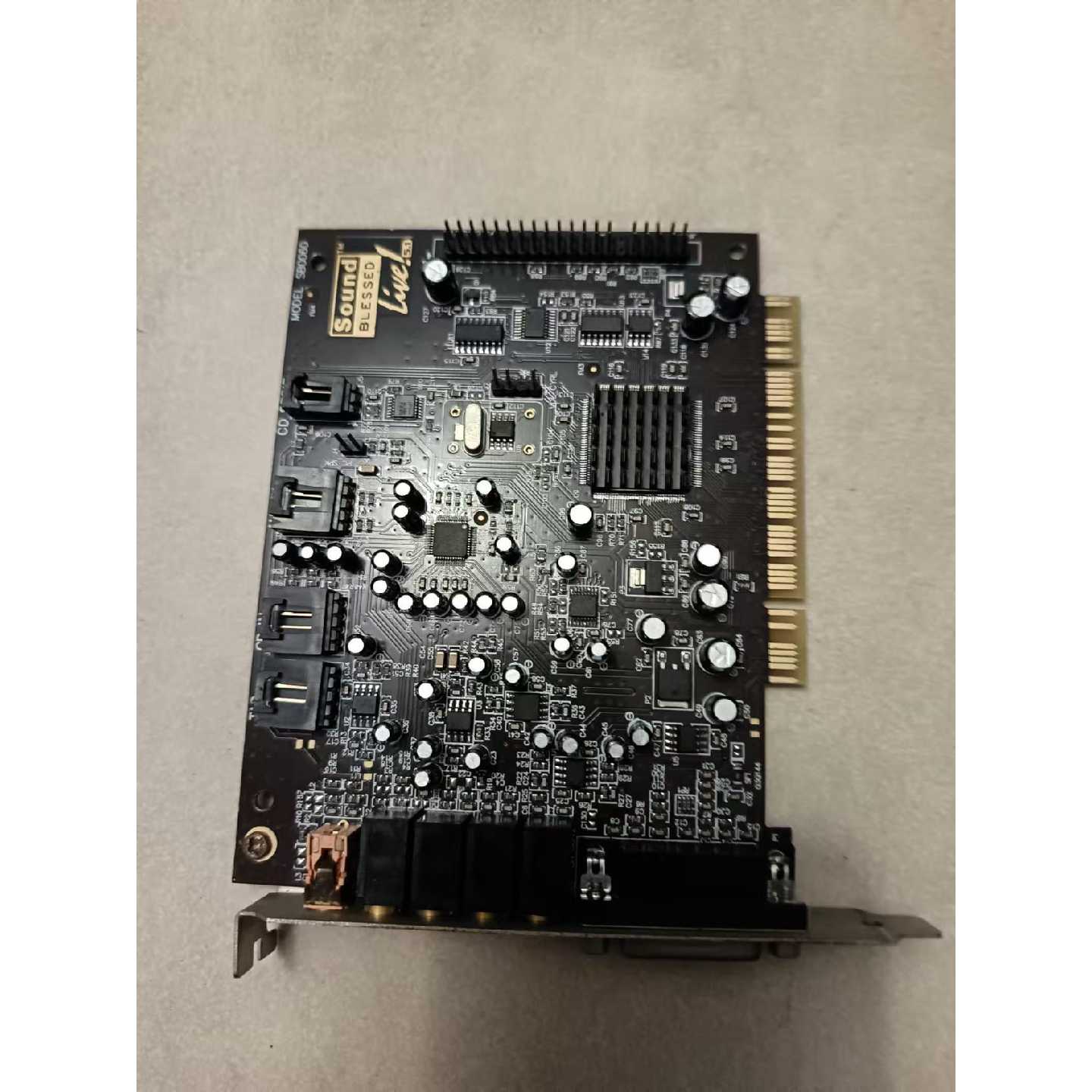 议价creativelabssb0060声卡拆机件实物图可维修