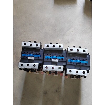 溢价-接触器CJX2一9511380V只有3只下来的
