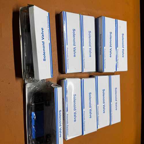 询价-YOLON电磁阀，型号4V330C-10，DC110V，