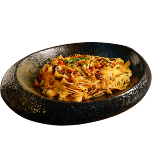 面厨娘四川特产红油面皮铺盖面油泼辣子面宽面凉面非油炸带调料包