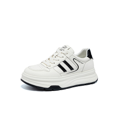 大码女鞋41-43真皮休闲板鞋女秋